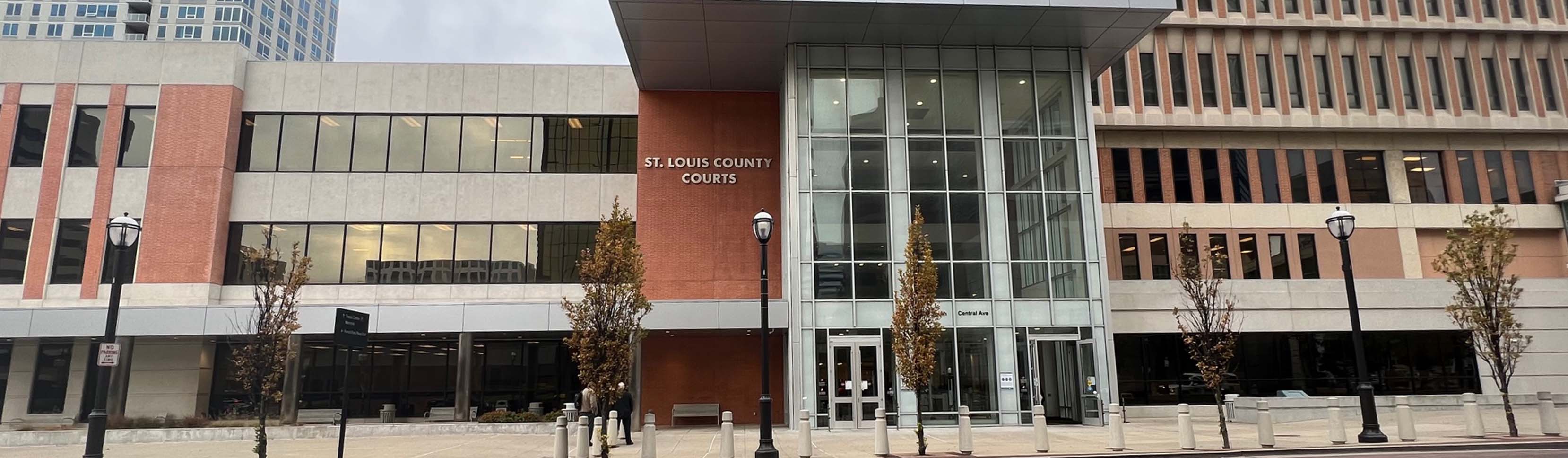 Entry of St. Louis County Courts